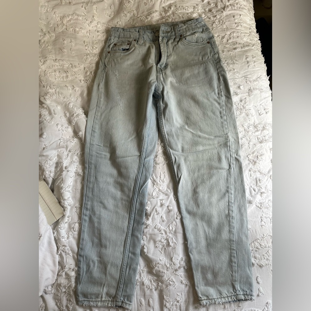 Wild and fable straight leg light washed jeans.